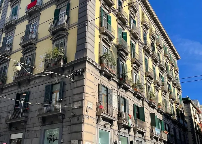 Syrenhouse * 那不勒斯